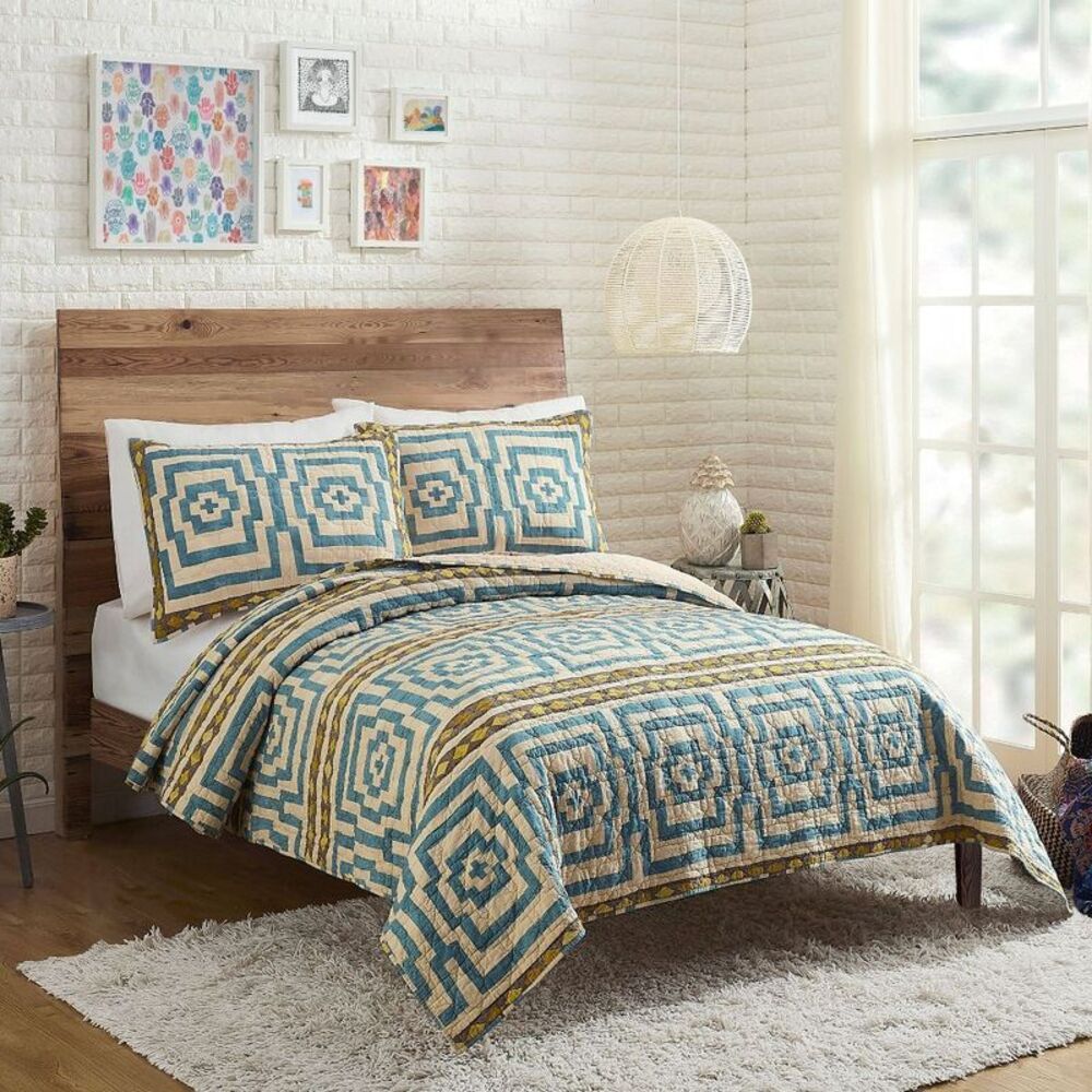 Jungalow 3pc Full/Queen Hypnotic Quilt Set Blue